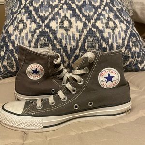 Charcoal Converse Women’s size 6